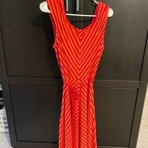 Lands End XL knit red/orange midi dress with ruched shoulders and rope belt